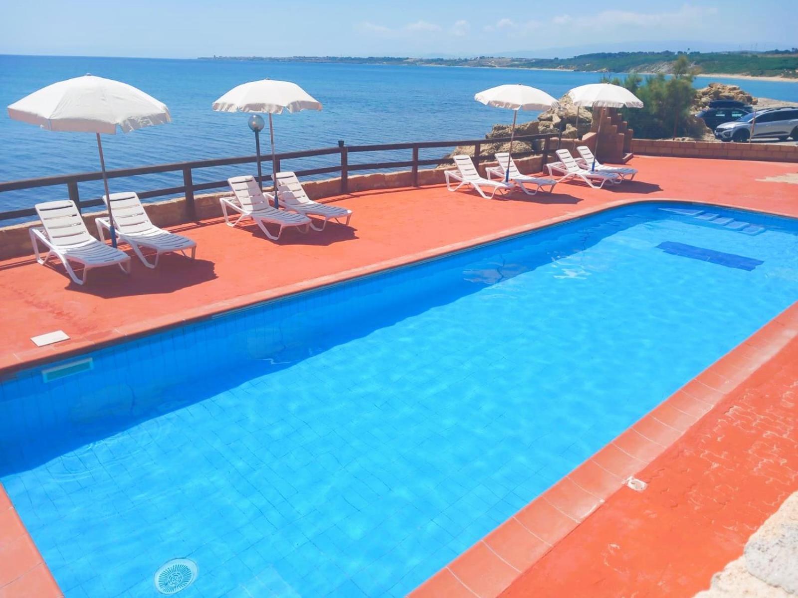 Residence Poseidon Villaggio Isola Di Capo Rizzuto Exterior photo